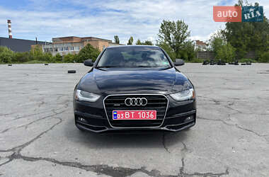 Седан Audi A4 2015 в 