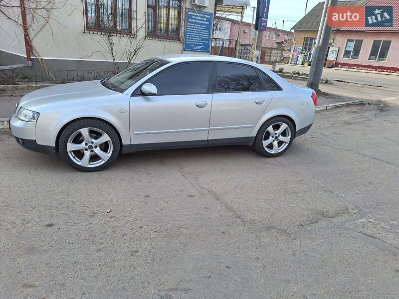 Седан Audi A4 2002 в Одессе