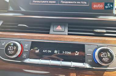 Седан Audi A4 2021 в 