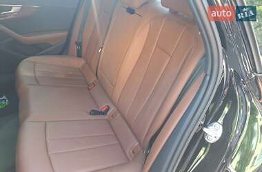 Седан Audi A4 2021 в 