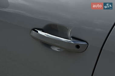 Седан Audi A4 2022 в 