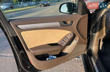Седан Audi A4 2015 в 