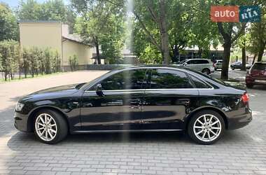 Седан Audi A4 2014 в 