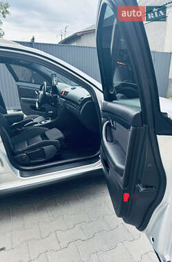 Универсал Audi A4 2002 в 