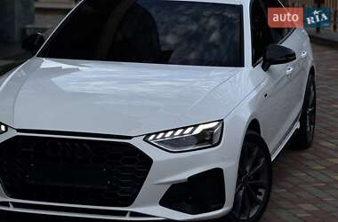 Седан Audi A4 2021 в Одессе