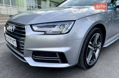 Седан Audi A4 2018 в 
