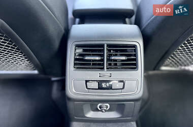 Седан Audi A4 2018 в 