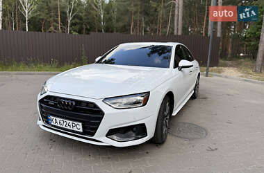 Седан Audi A4 2020 в 