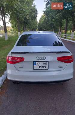 Седан Audi A4 2013 в 