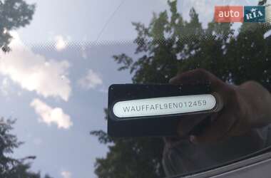 Седан Audi A4 2013 в 