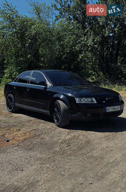Седан Audi A4 2001 в 