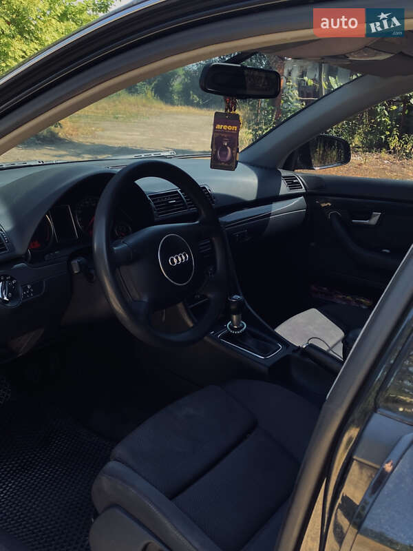Седан Audi A4 2001 в Богородчанах