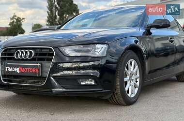Седан Audi A4 2012 в 
