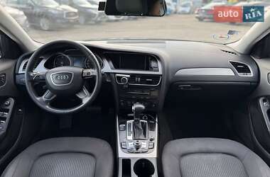 Седан Audi A4 2012 в 
