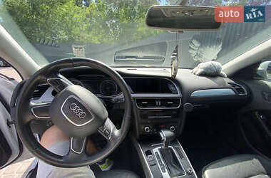 Седан Audi A4 2014 в 