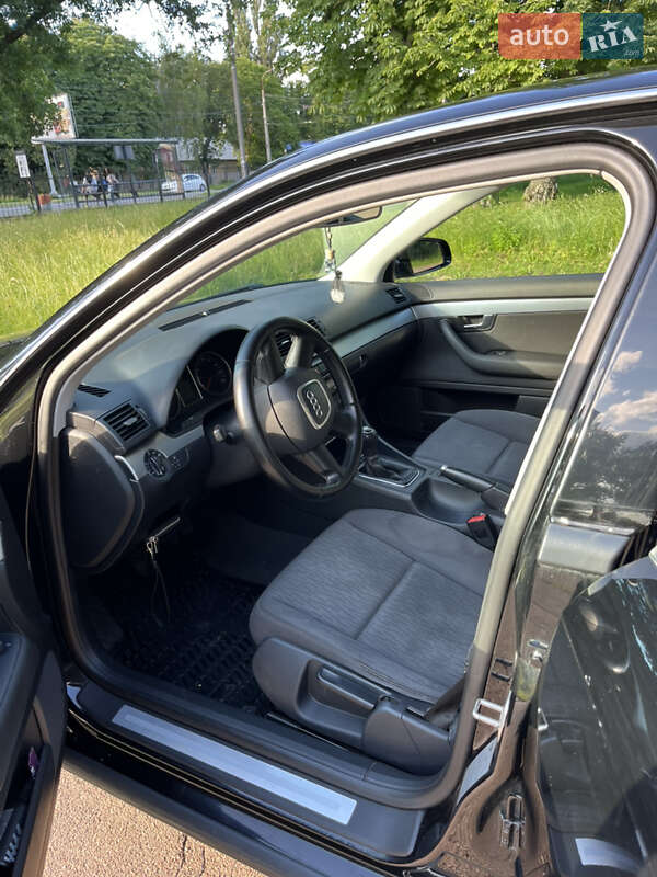 Седан Audi A4 2006 в Чернигове
