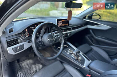 Универсал Audi A4 2018 в 