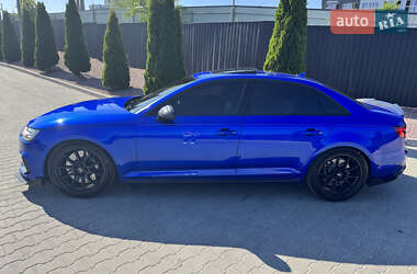 Седан Audi A4 2016 в 