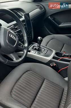 Седан Audi A4 2010 в Куликівці