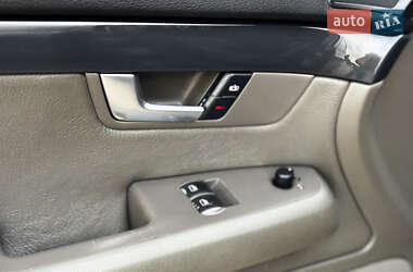 Универсал Audi A4 2004 в 
