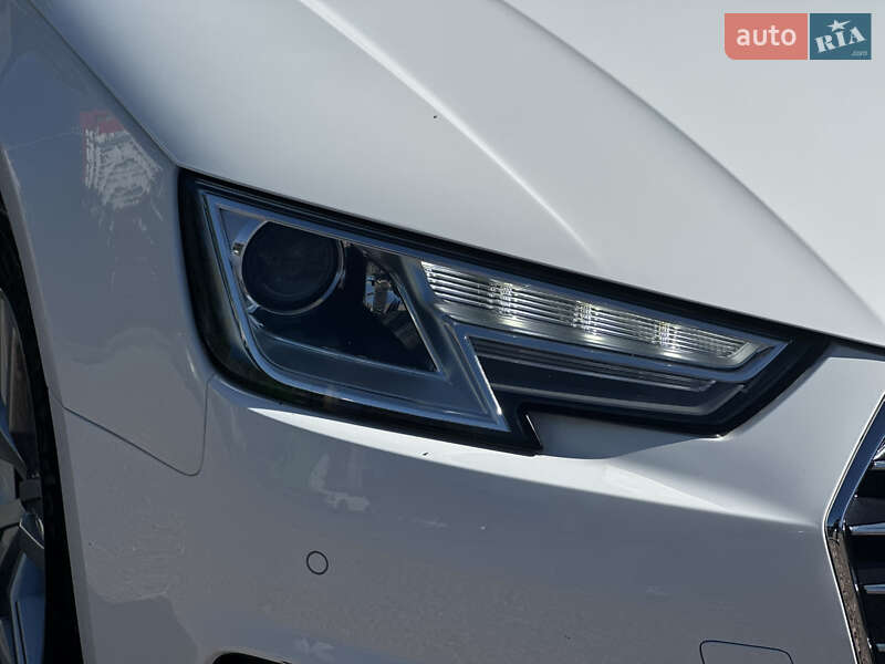 Универсал Audi A4 2017 в Львове