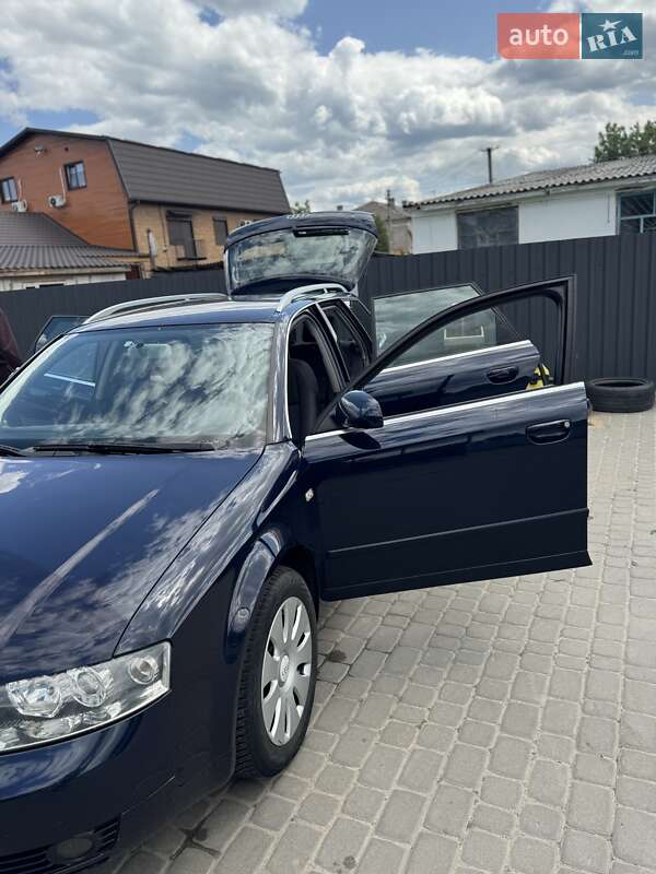 Универсал Audi A4 2004 в Томашгороде