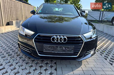 Седан Audi A4 2017 в Львові