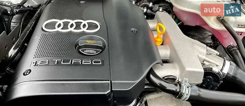 Седан Audi A4 2004 в Киеве