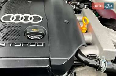 Седан Audi A4 2004 в 
