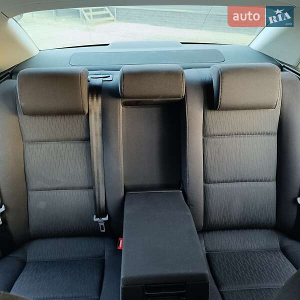 Седан Audi A4 2006 в Бориславе