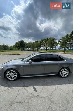 Седан Audi A4 2015 в 