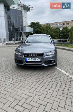 Седан Audi A4 2012 в 