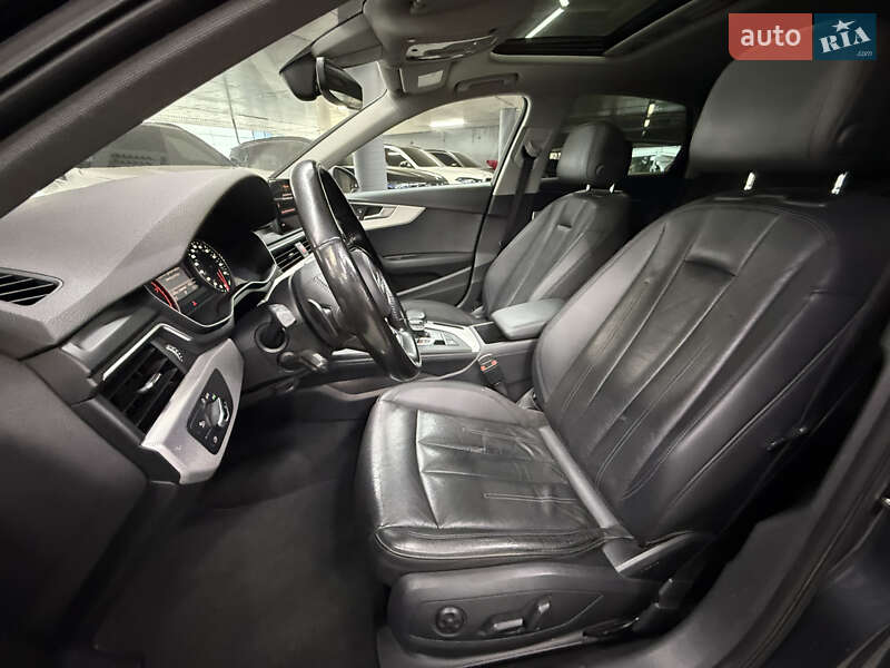 Седан Audi A4 2017 в Одессе