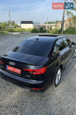 Седан Audi A4 2016 в 