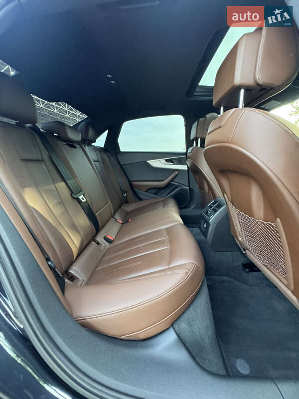 Седан Audi A4 2016 в Самборе