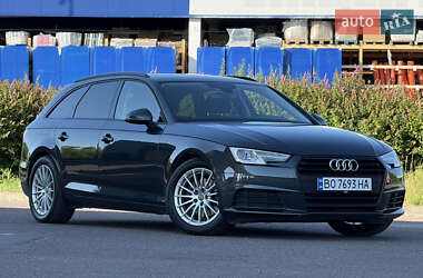 Универсал Audi A4 2016 в 