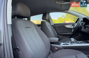 Универсал Audi A4 2016 в 
