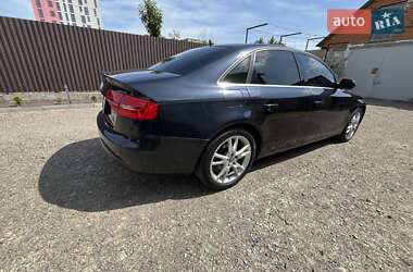Седан Audi A4 2012 в 