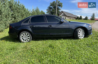 Седан Audi A4 2011 в 