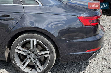 Седан Audi A4 2017 в 