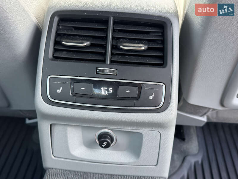 Седан Audi A4 2017 в Стрые