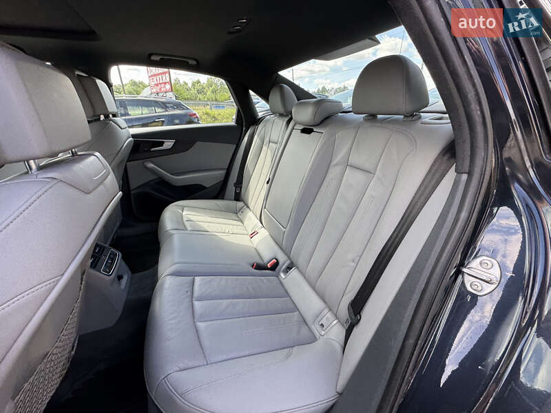 Седан Audi A4 2017 в Стрые