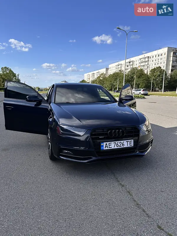 Audi A4 2014