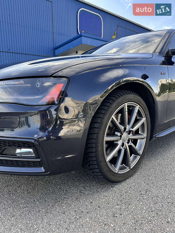 Седан Audi A4 2014 в Харькове
