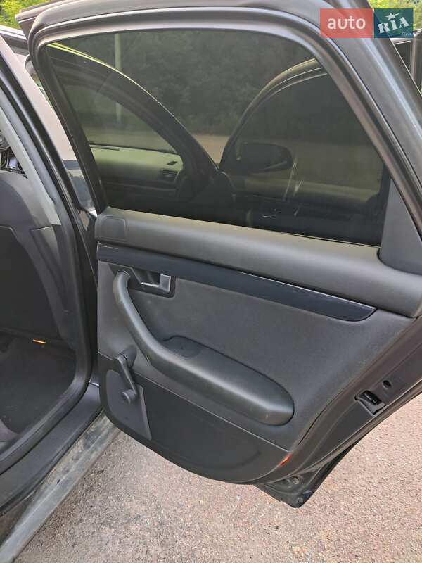 Седан Audi A4 2003 в Киеве