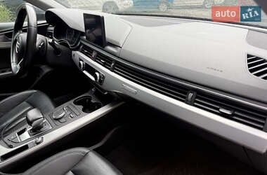 Седан Audi A4 2017 в 
