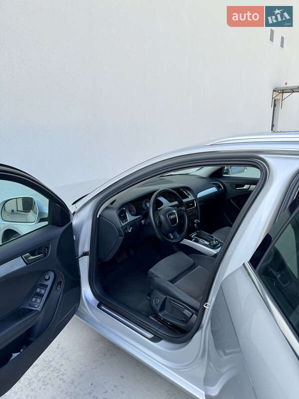 Универсал Audi A4 2009 в Луцке