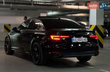 Седан Audi A4 2016 в 