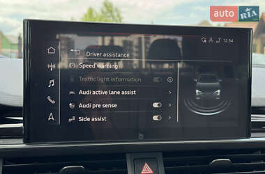 Седан Audi A4 2021 в 