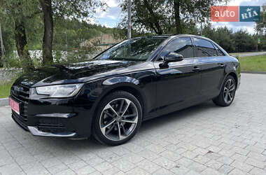 Седан Audi A4 2019 в 